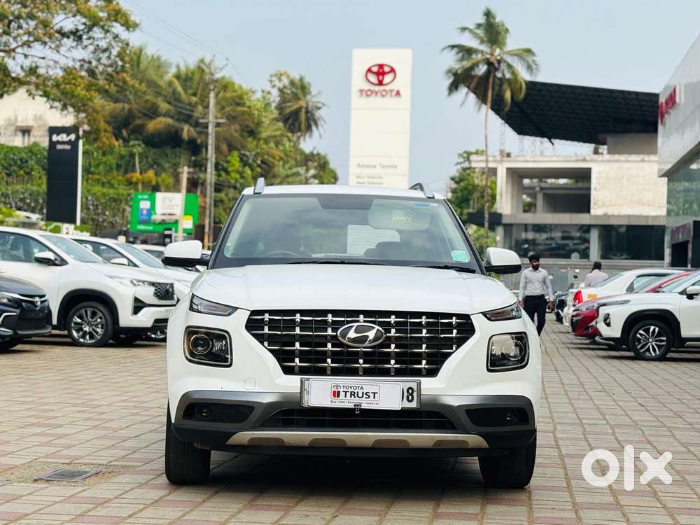 Hyundai Venue S Plus Mt 1.2 Kappa, 2022, Petrol