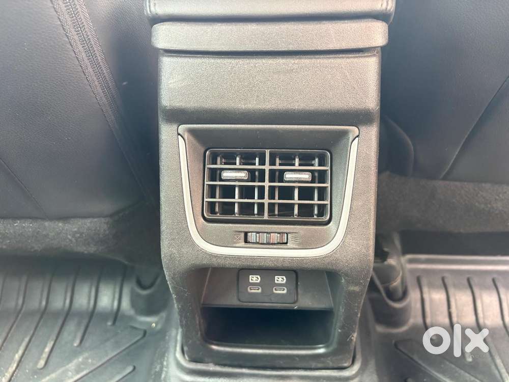 Maruti Suzuki Grand Vitara, 2025, Petrol
