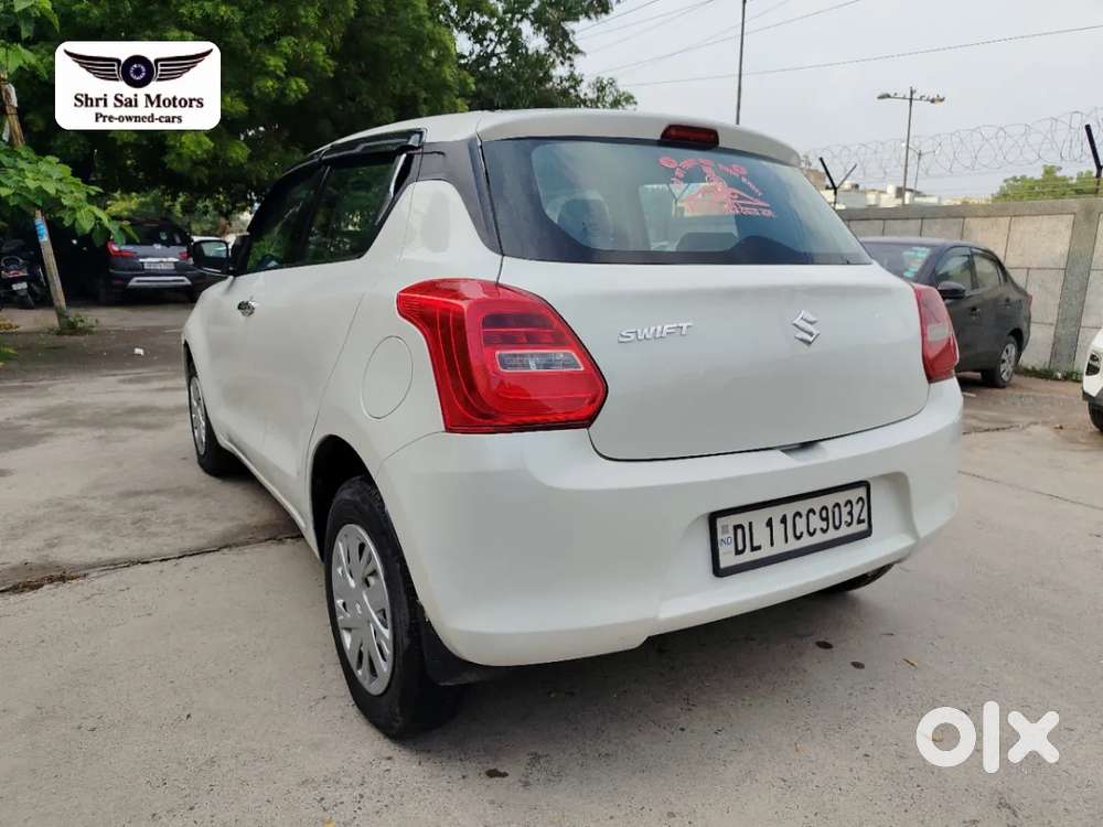 Maruti Suzuki Swift Vxi, 2022, Petrol