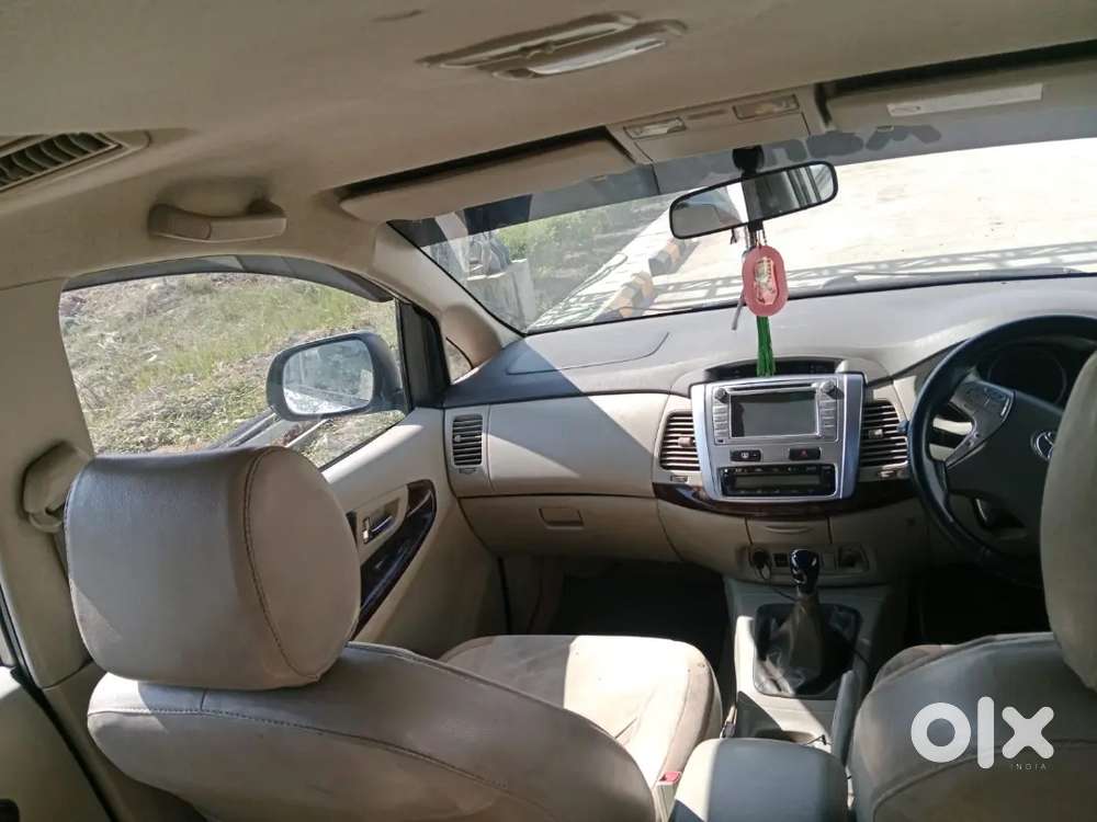 Toyota Innova 2014 Diesel 21000 Km Driven
