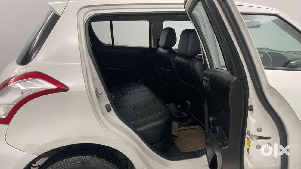 Maruti Suzuki Swift 1.2 Lxi (o), 2017, Petrol