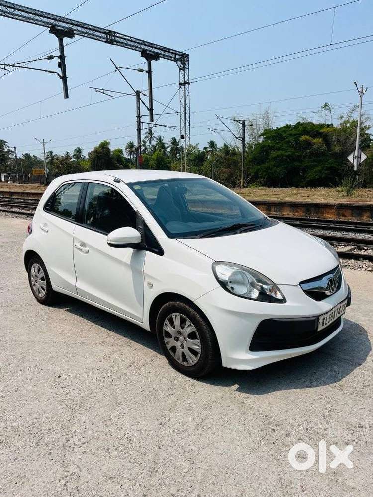 Honda Brio S Mt, 2014, Petrol