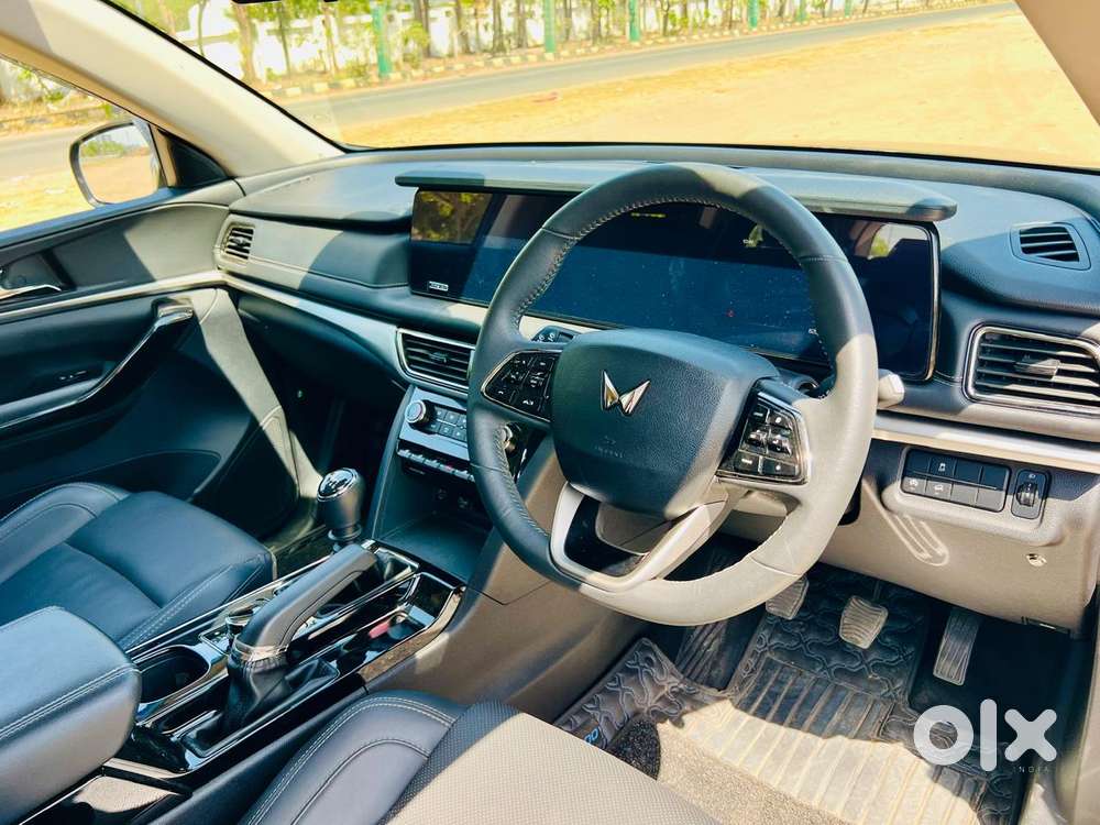 Mahindra Xuv700 2.2 Ax 7 Diesel Mt Str, 2024, Diesel