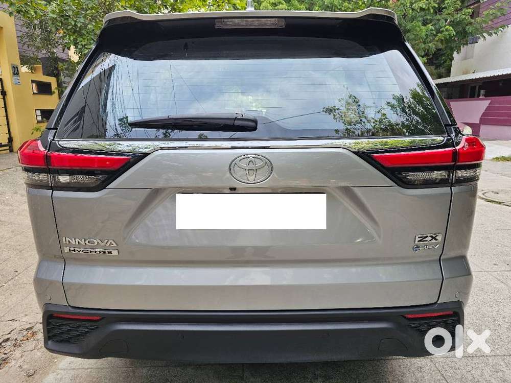 Toyota Innova Hycross 2.0 Zx (o) Hybrid 7 Str, 2025, Electric