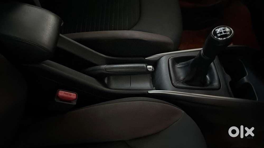 Maruti Suzuki Fronx Alpha 1.0l Turbo Mt, 2023, Petrol