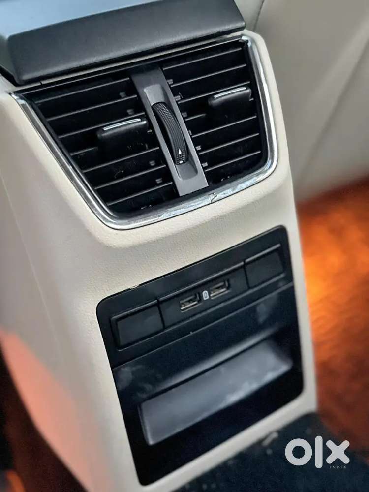 Skoda Octavia/ Petrol/ Automatic