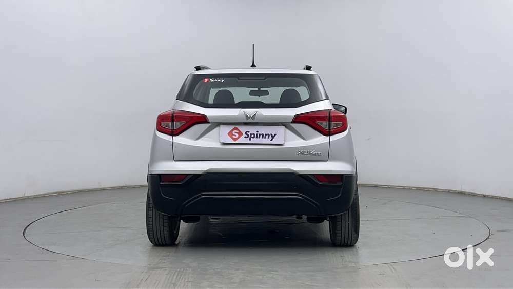 Mahindra Xuv300 W6, 2023, Petrol