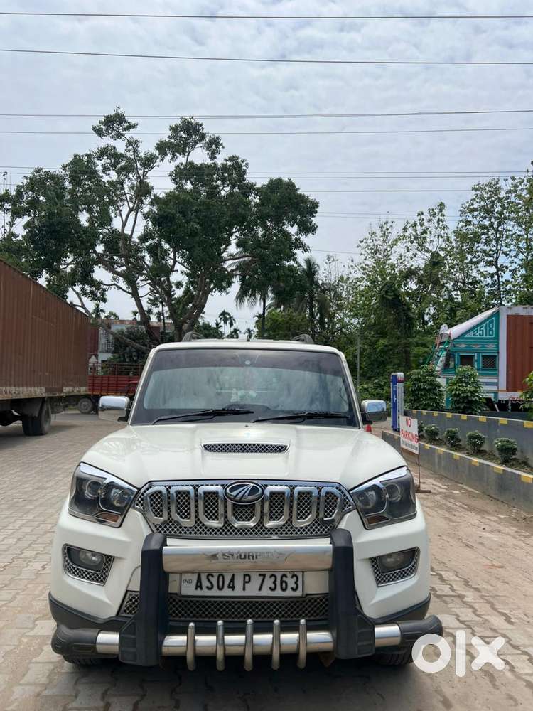 Mahindra Scorpio S10, 2015, Diesel