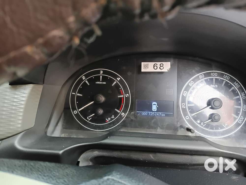 Toyota Innova Crysta G 8 Str, 2016, Diesel