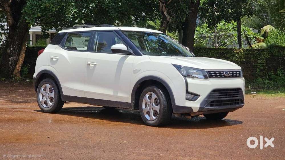 Mahindra Xuv300 W6 Amt Diesel, 2023, Diesel