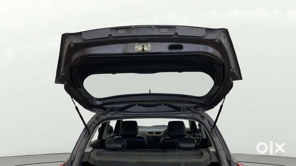 Maruti Suzuki Swift 1.2 Lxi (o), 2017, Petrol