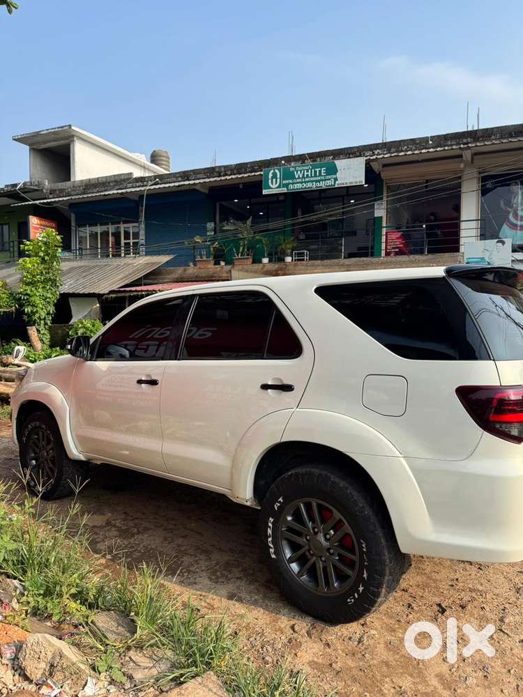 Toyota Fortuner 2014 Diesel 179000 Km Driven