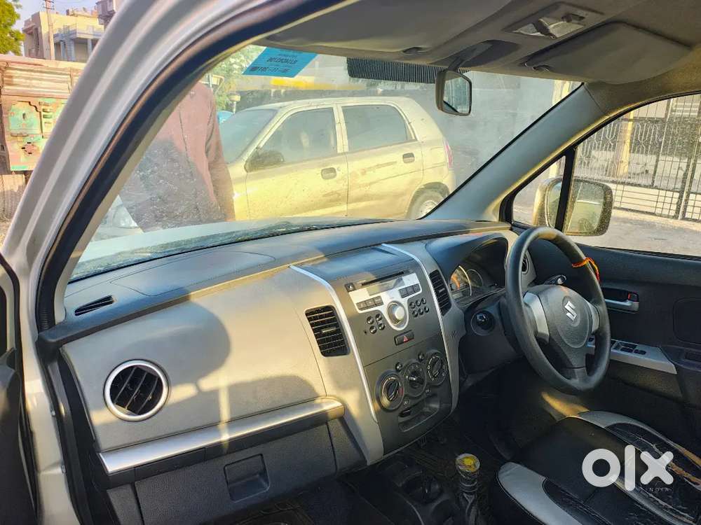 Maruti Suzuki Wagon R 2012 Petrol Well Maintained