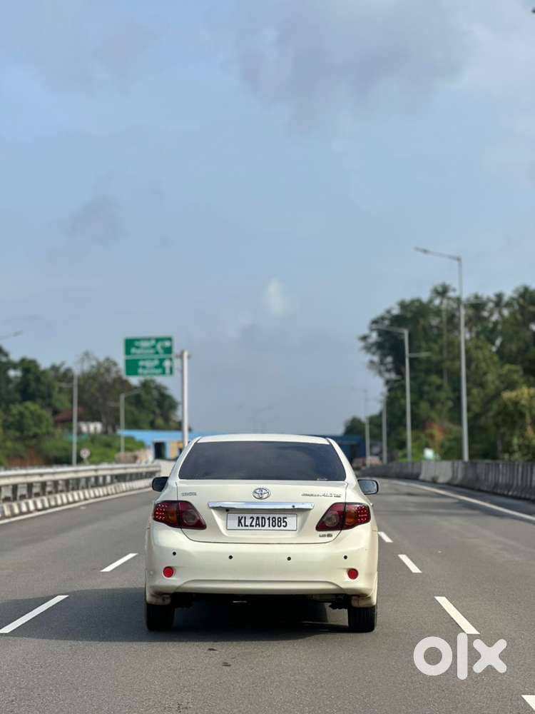 Toyota Corolla Altis 2009