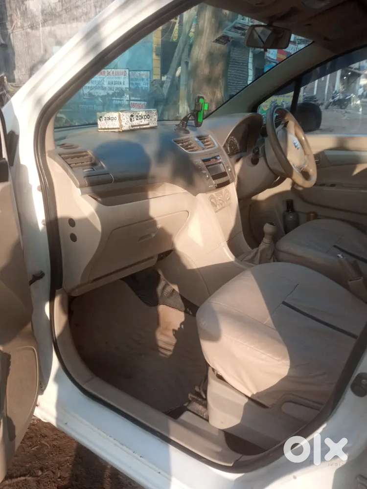 Maruti Suzuki Ertiga 2016