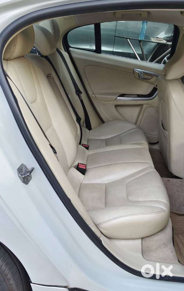 Volvo S60 D4 Momentum, 2015, Diesel