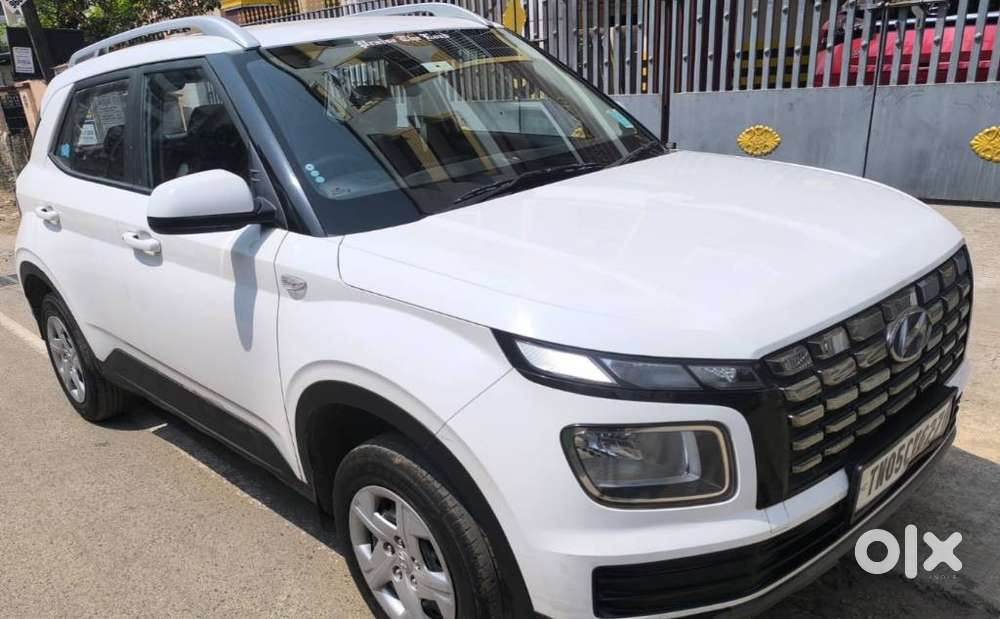 Hyundai Venue S Plus Mt 1.2 Kappa, 2022, Petrol