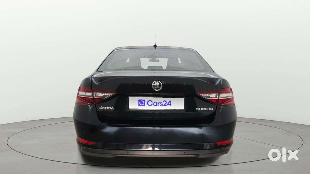 Skoda Superb Lk 1.8 Tsi At, 2016, Petrol