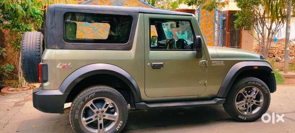 Mahindra Thar Roxx, 2021, Petrol