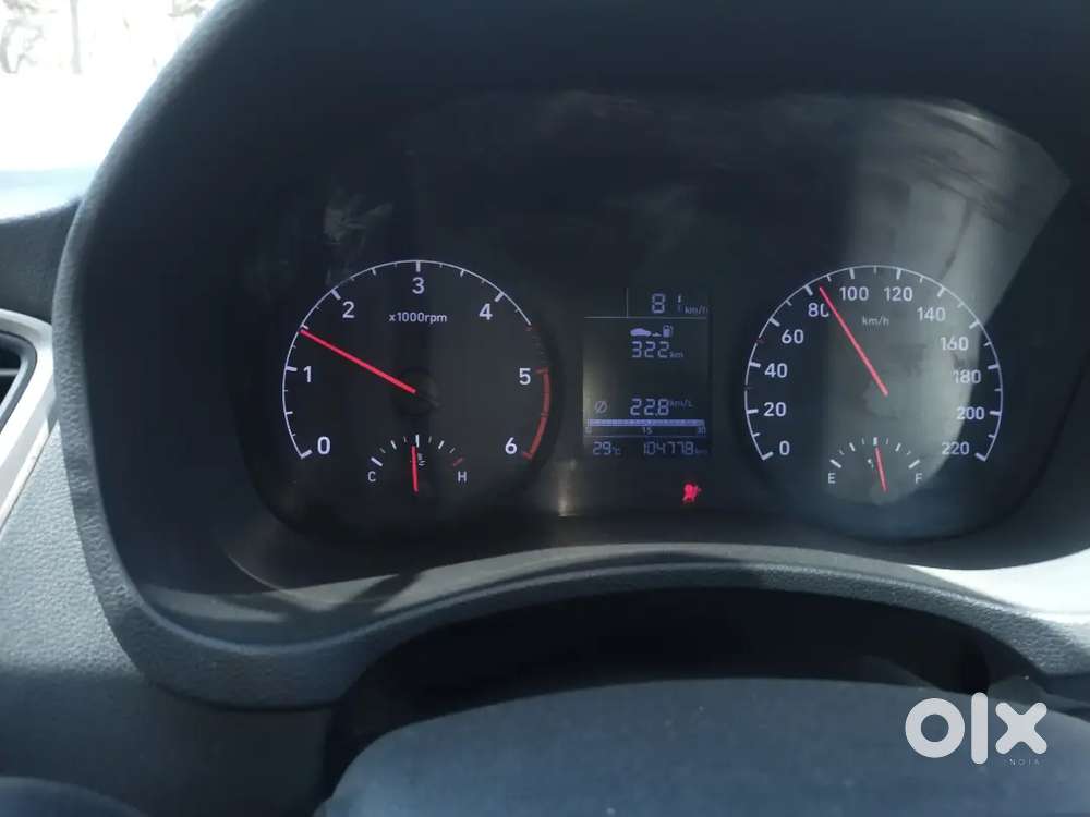 2 Key 
Diamond Wheels New Tyre
Rear Camera+parking Sensor Idv 595000