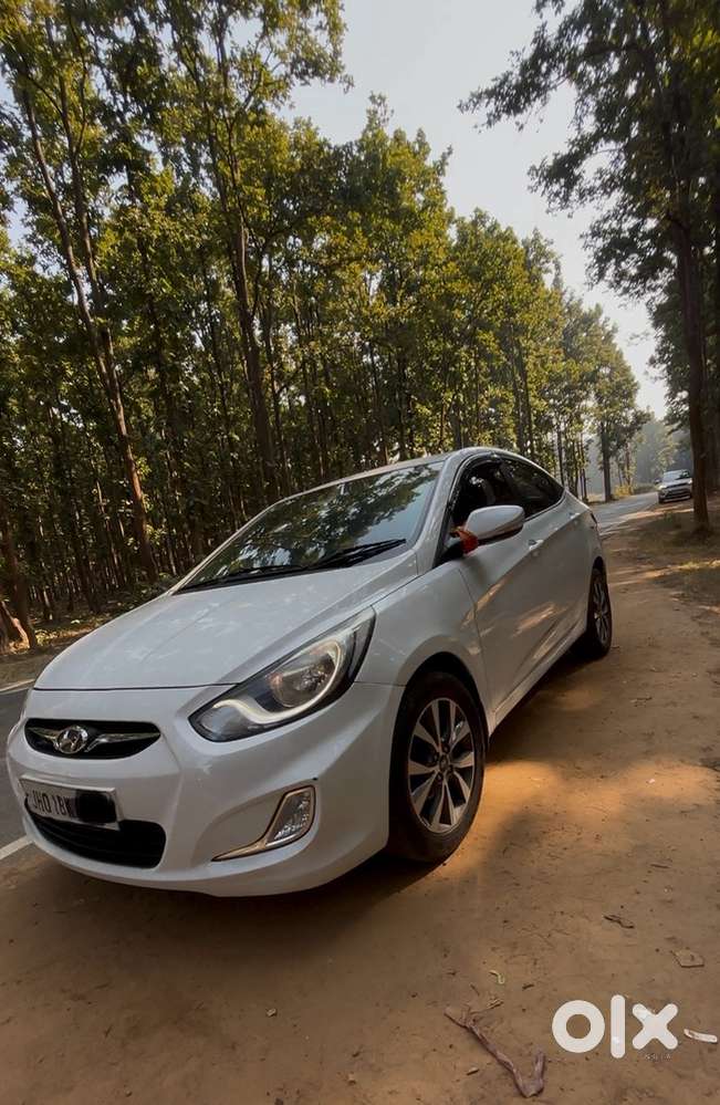 Hyundai Fluidic Verna 2014