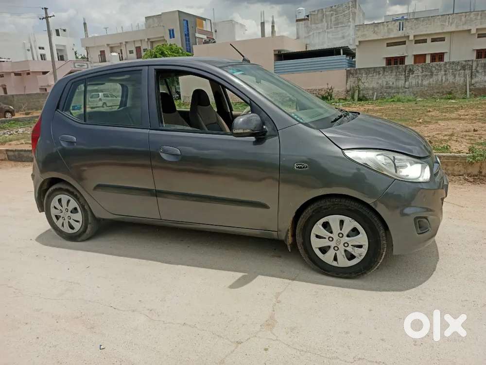 Hyundai I10 2011 Petrol 68500 Km Driven