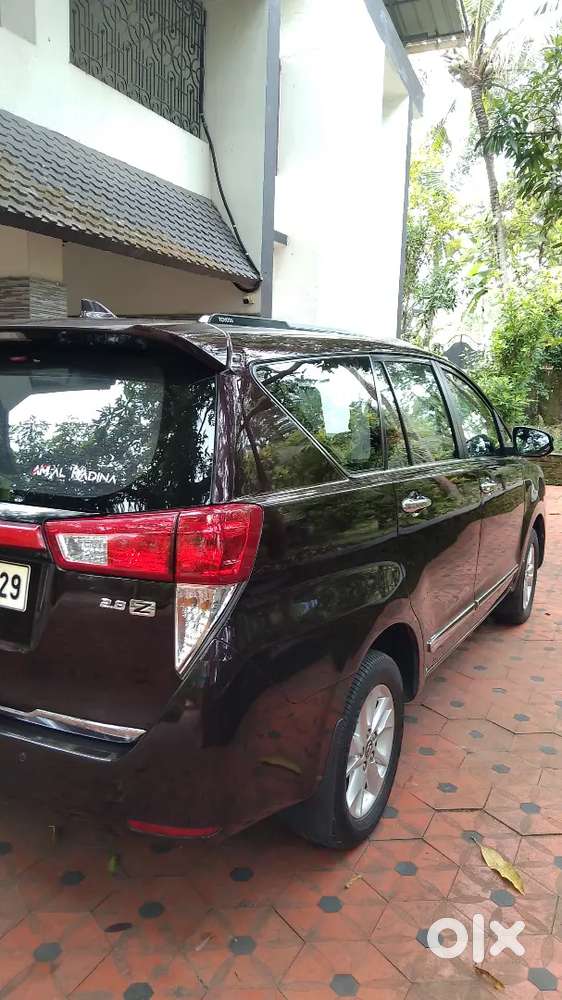 Toyota Innova Crysta 2018 Diesel 178000 Km Driven