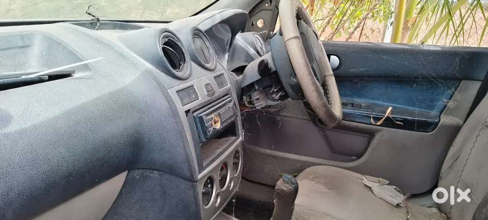 Ford Fiesta 2007 & Tata Indica 2010