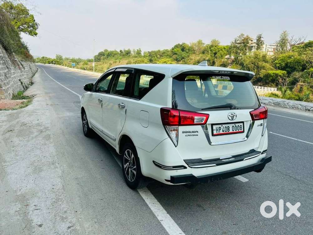 Toyota Innova Crysta 2.4 V 8 Str, 2024, Diesel