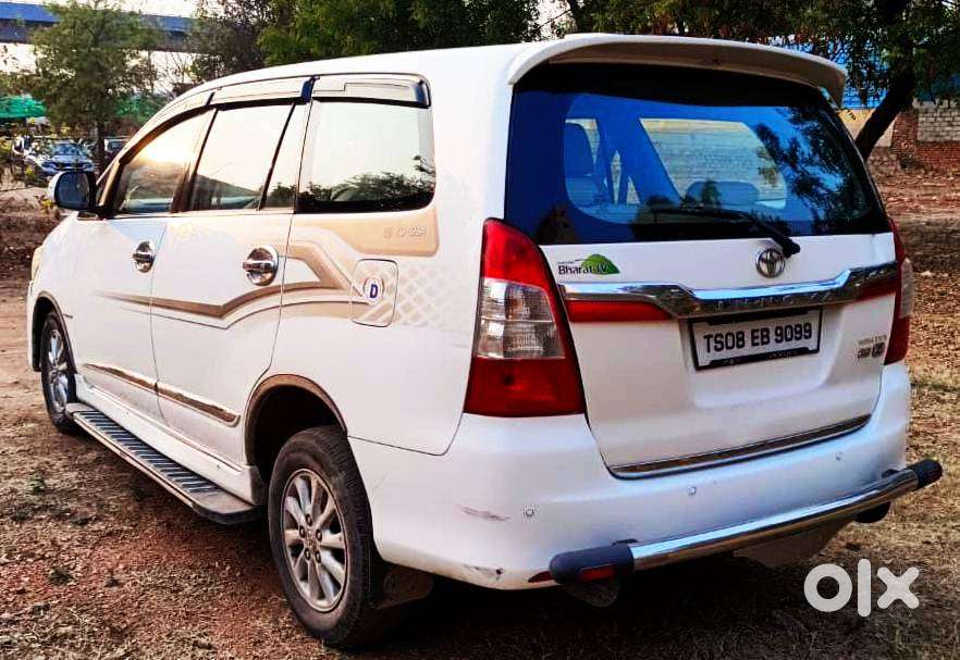 Toyota Innova, 2014
