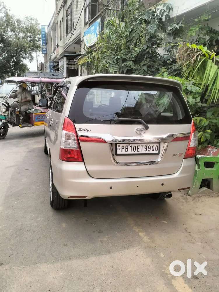 Toyota Innova Diesel 2014