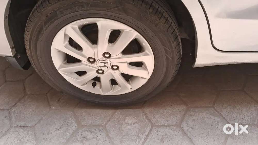 Honda Mobilio 1.5 V 2014