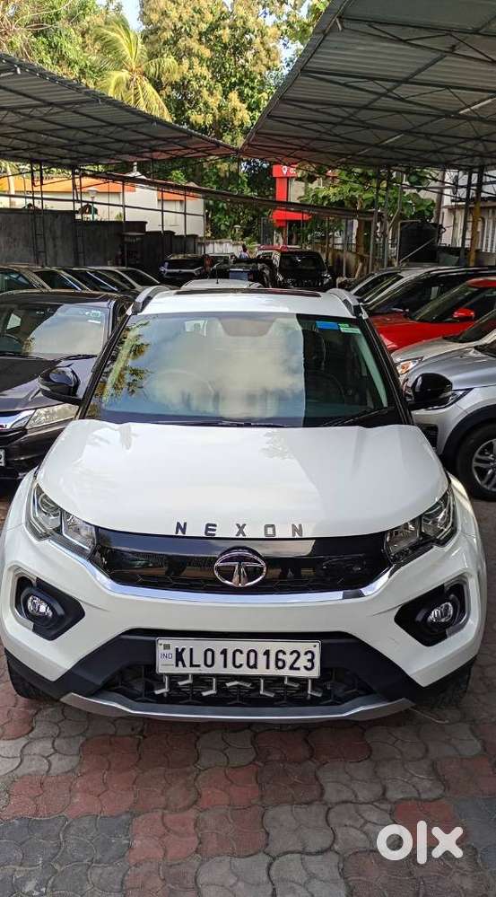 Tata Nexon Amt Xza Plus, 2020, Petrol