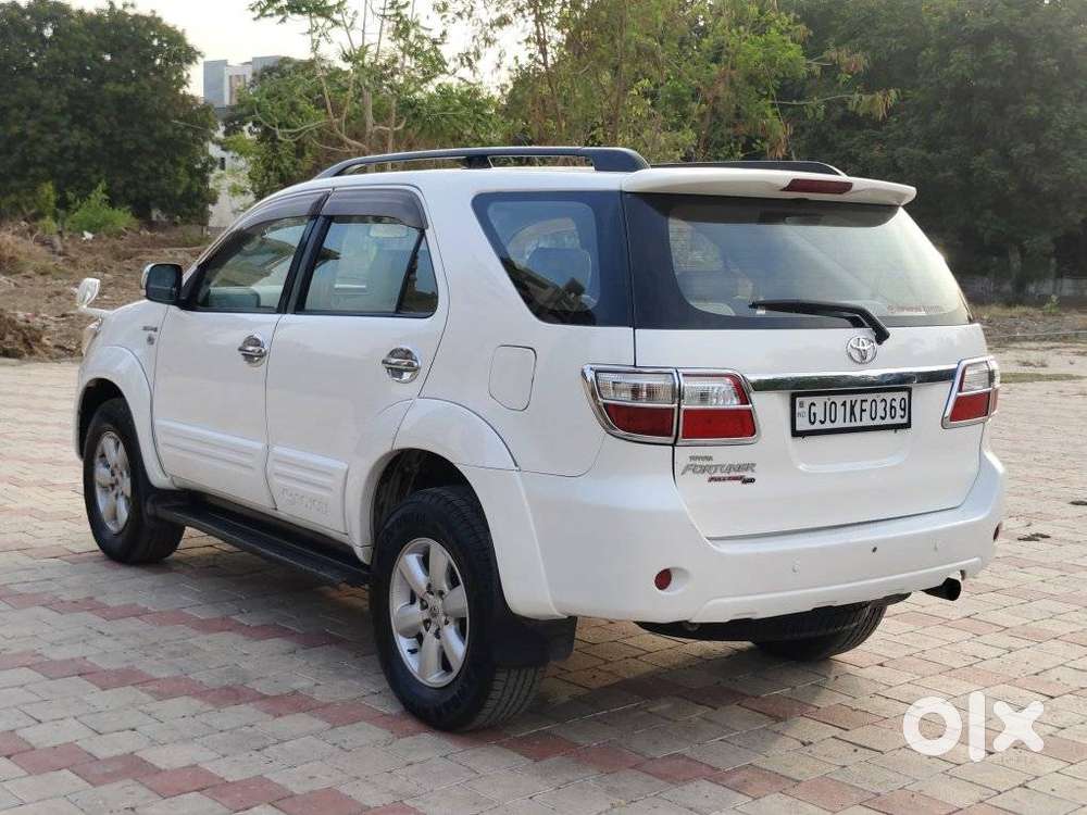 Toyota Fortuner 3.0 4x4 Manual, 2010, Diesel