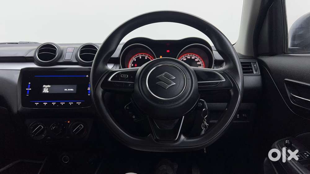 Maruti Suzuki Swift Amt Vxi, 2021, Petrol