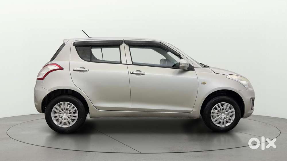Maruti Suzuki Swift 1.2 Lxi (o), 2016, Petrol