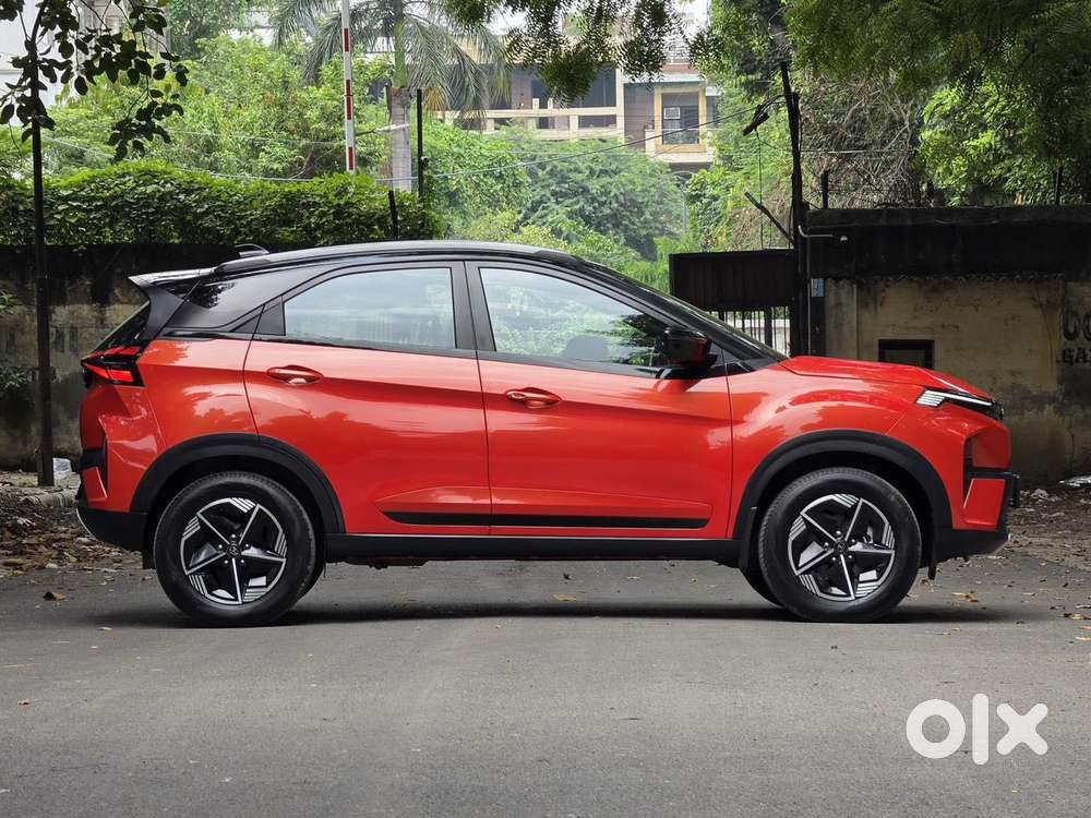 Tata Nexon Fearless Plus (ps) 1.2 Icng 6mt Red Dark Edition, 2025, P..