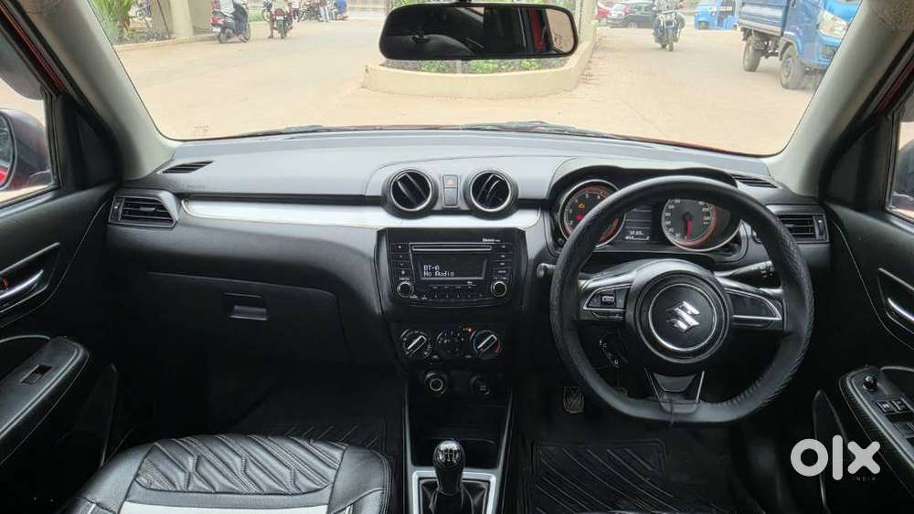 Maruti Suzuki Swift Vxi Optional, 2020, Petrol