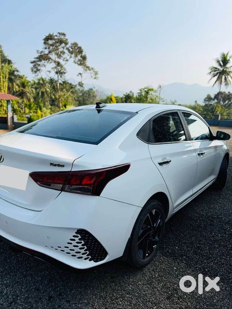 Hyundai Verna Turbo Dct (top Model)