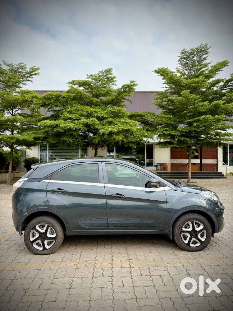 Tata Nexon 1.5 Revotorq Xm (s), 2018, Diesel