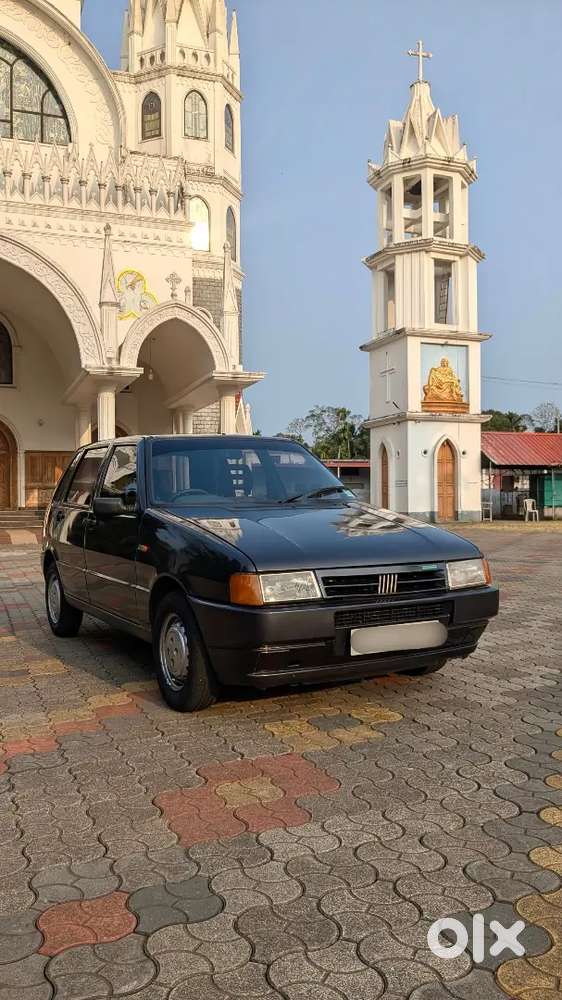 Fiat Uno 1.7 Trend Ac 2001 Model