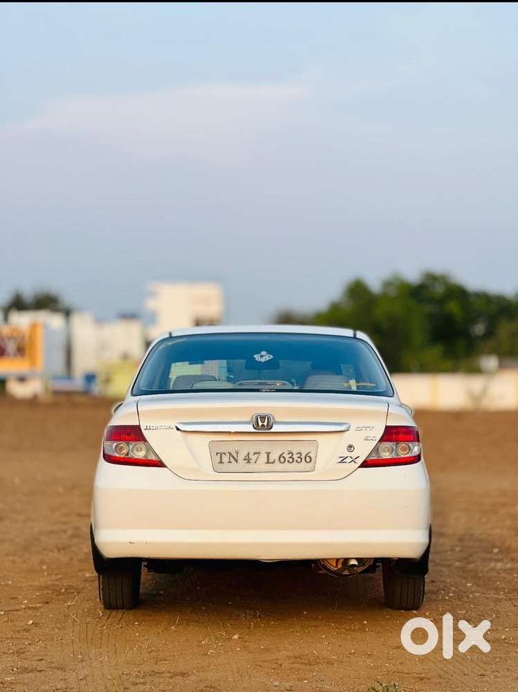 Honda City Zx 2004 Petrol Well Maintained All Peppers Available