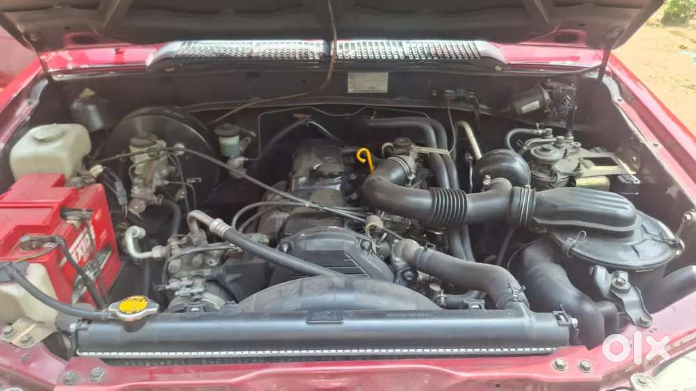 Toyota Qualis 2004 Diesel Well Maintained, Good Condition