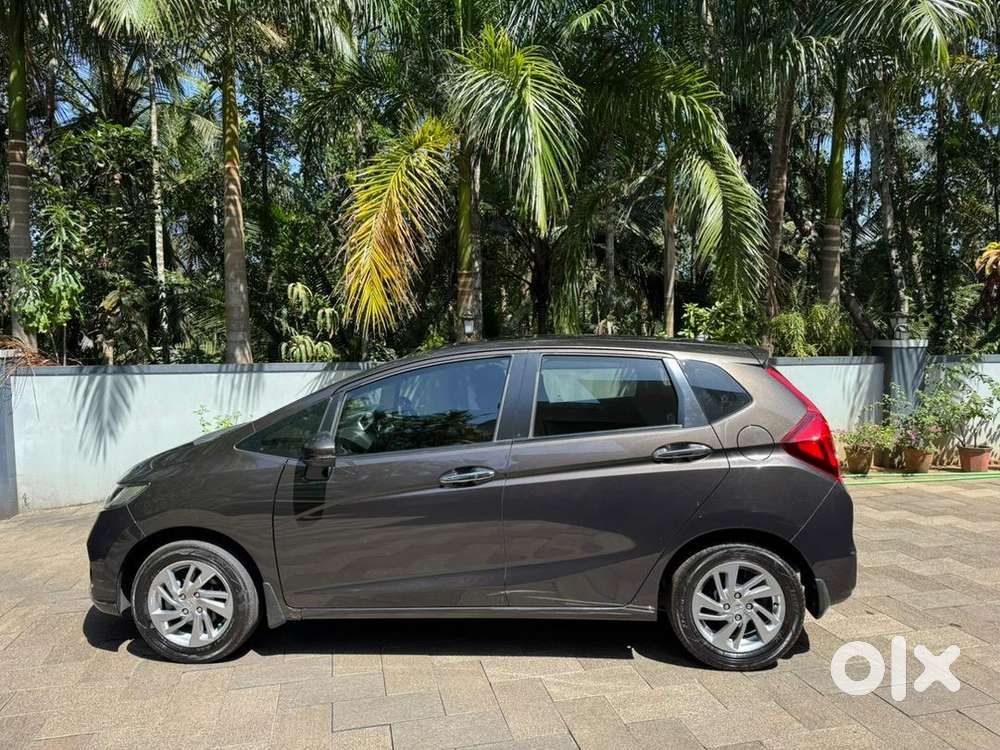 Honda Jazz 2021 Petrol Well Maintained