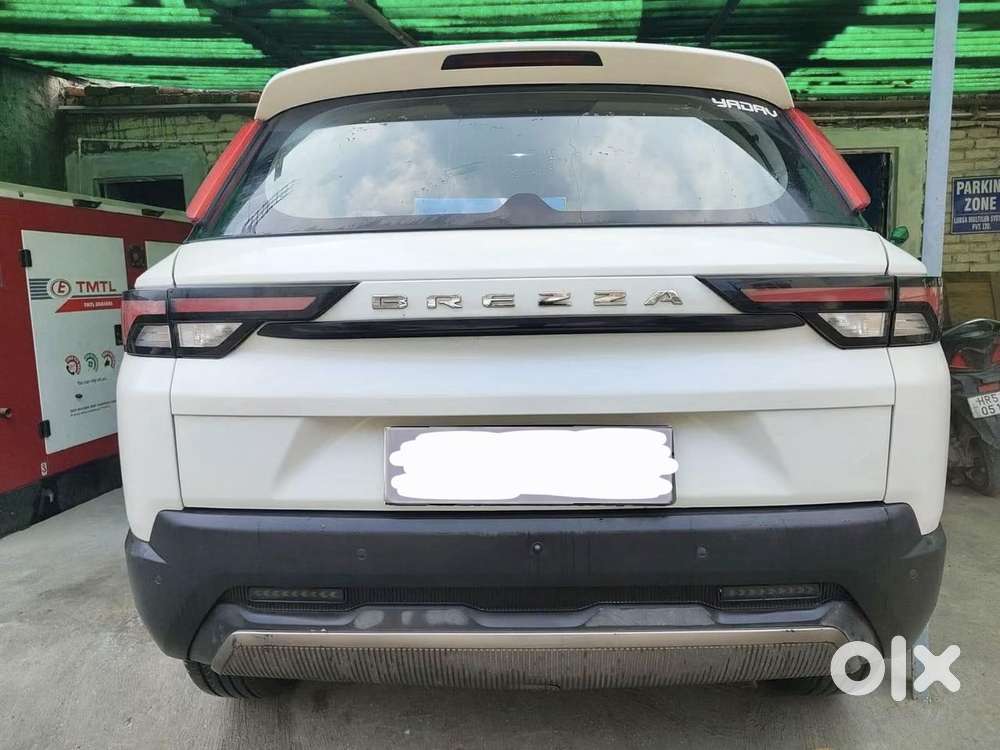 Maruti Suzuki Brezza 1.5 Lxi Cng, 2024, Cng & Hybrids