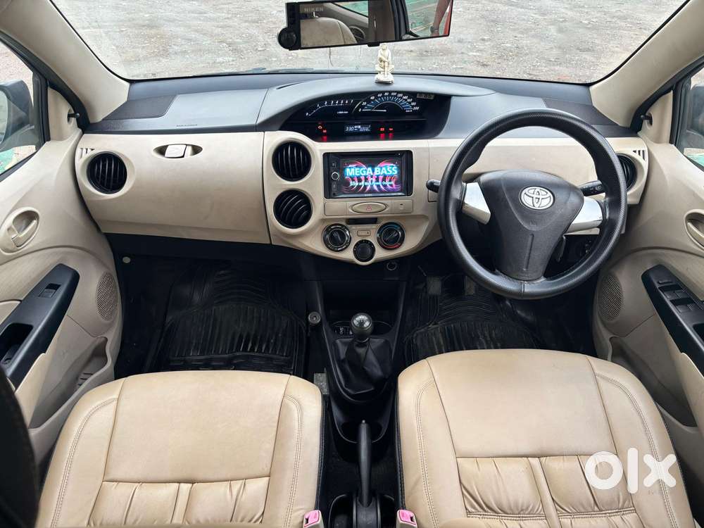 Toyota Etios Liva 2013-2014 G Sp, 2016, Petrol