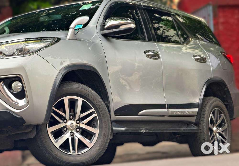 Toyota Fortuner 4x4 Manual Limited Edition, 2017, Diesel