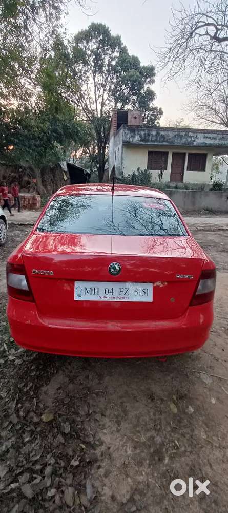 Urgent Sell Good Condition Skoda Rapid Tsi 2013 Diesel 80000 Km Driven