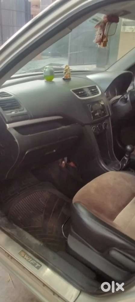 Maruti Suzuki Swift Rs Vxi, 2012, Petrol