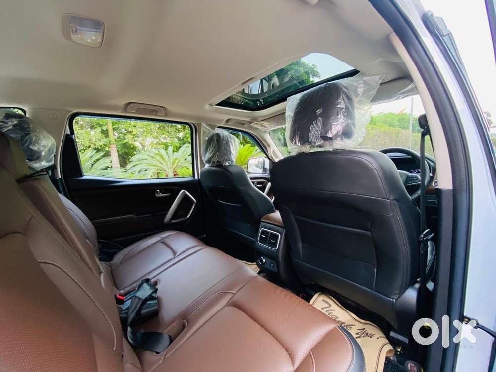 Mahindra Scorpio-n 2.0 Z8 L Petrol At 7 Str, 2025, Petrol